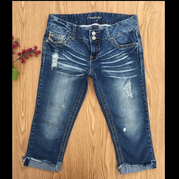 amethyst capri jeans